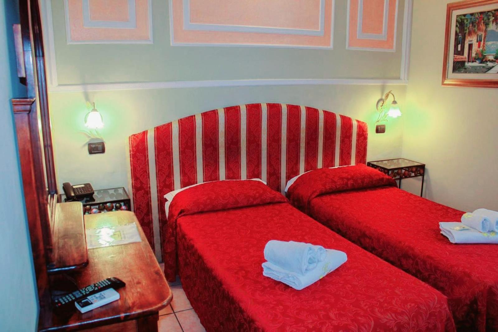 מילאנו Hotel Sicilia מראה חיצוני תמונה