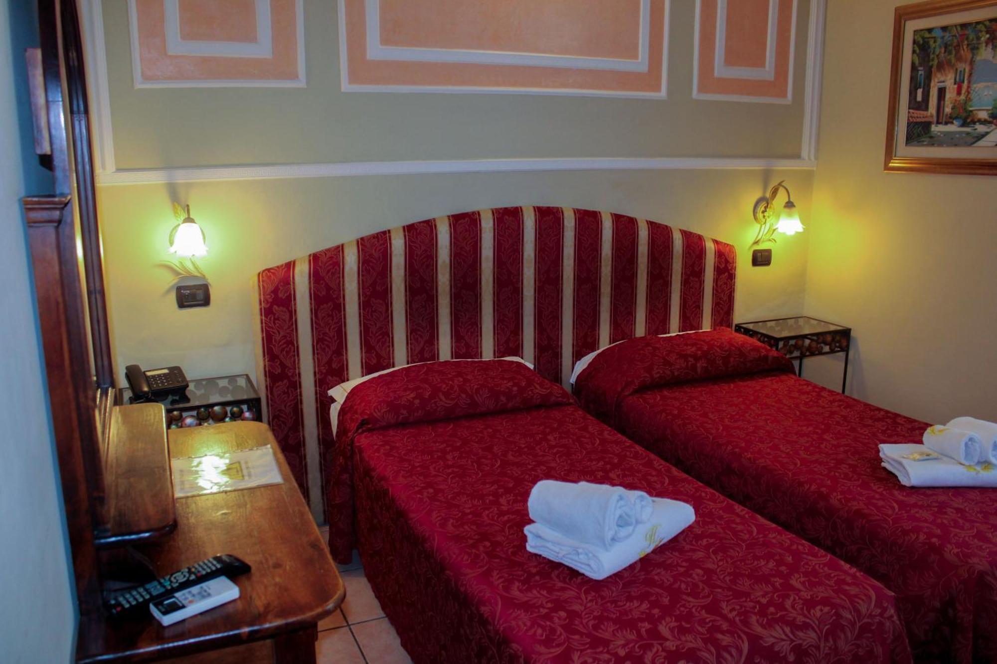 מילאנו Hotel Sicilia מראה חיצוני תמונה